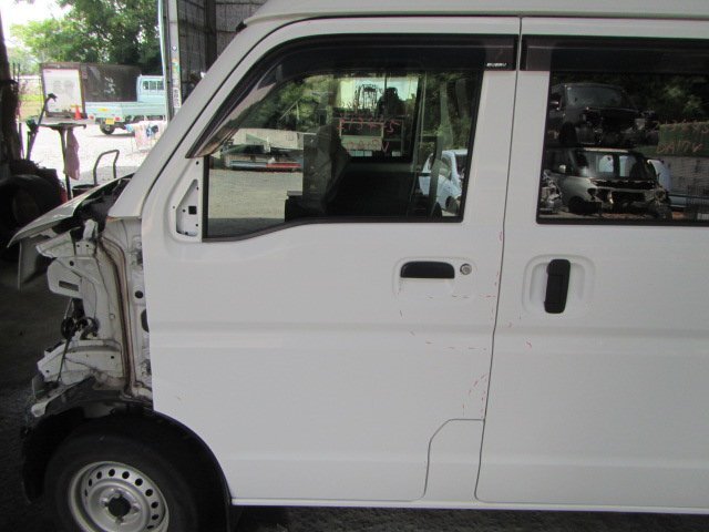 【個人宅配送不可】スズキ エブリィ DA17V H29年式 ■左フロントドア ■ホワイト 中古 ★213445拍卖