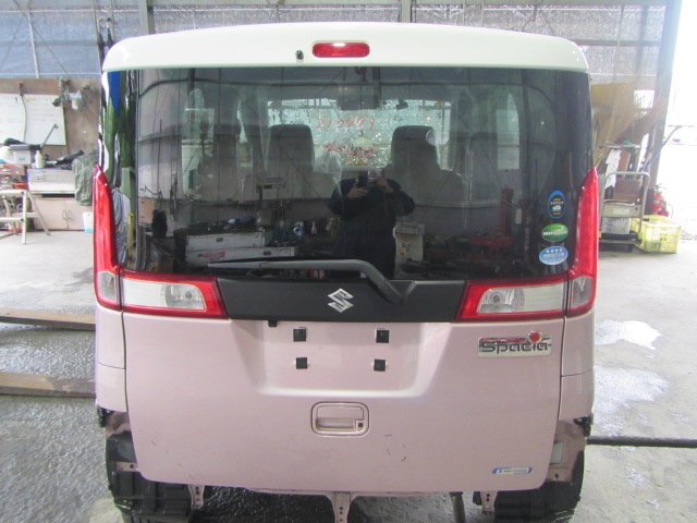 【個人宅配送不可】スズキ スペーシア MK42S H27年式 ■バックドア【ピンク/ホワイト】中古 ★213449拍卖