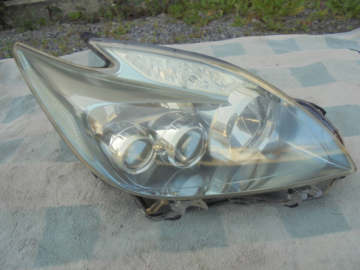 プリウス ZVW30 前期 純正 右ヘッドライト LED 打刻ニ KOITO 47-30  7380拍卖
