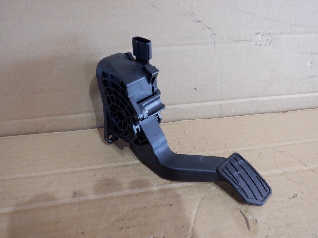 DA16T キャリィ トラック 純正 アクセルペダル 70962/b1拍卖