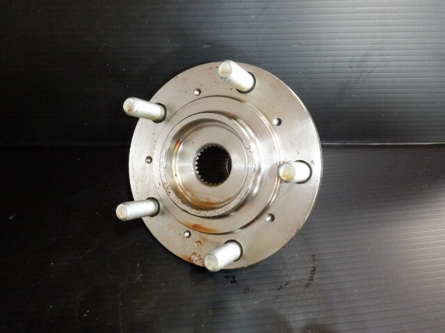 N71W RVR 純正 リア ハブ MR333751 管番71049/b1拍卖