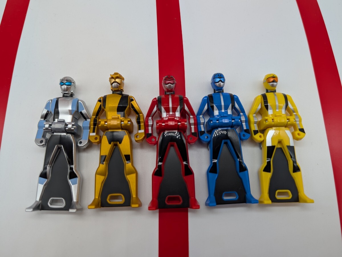 海賊戦隊ゴーカイジャー レンジャーキー MEMORIAL EDITION  ゴーバスターズ  6体セット拍卖