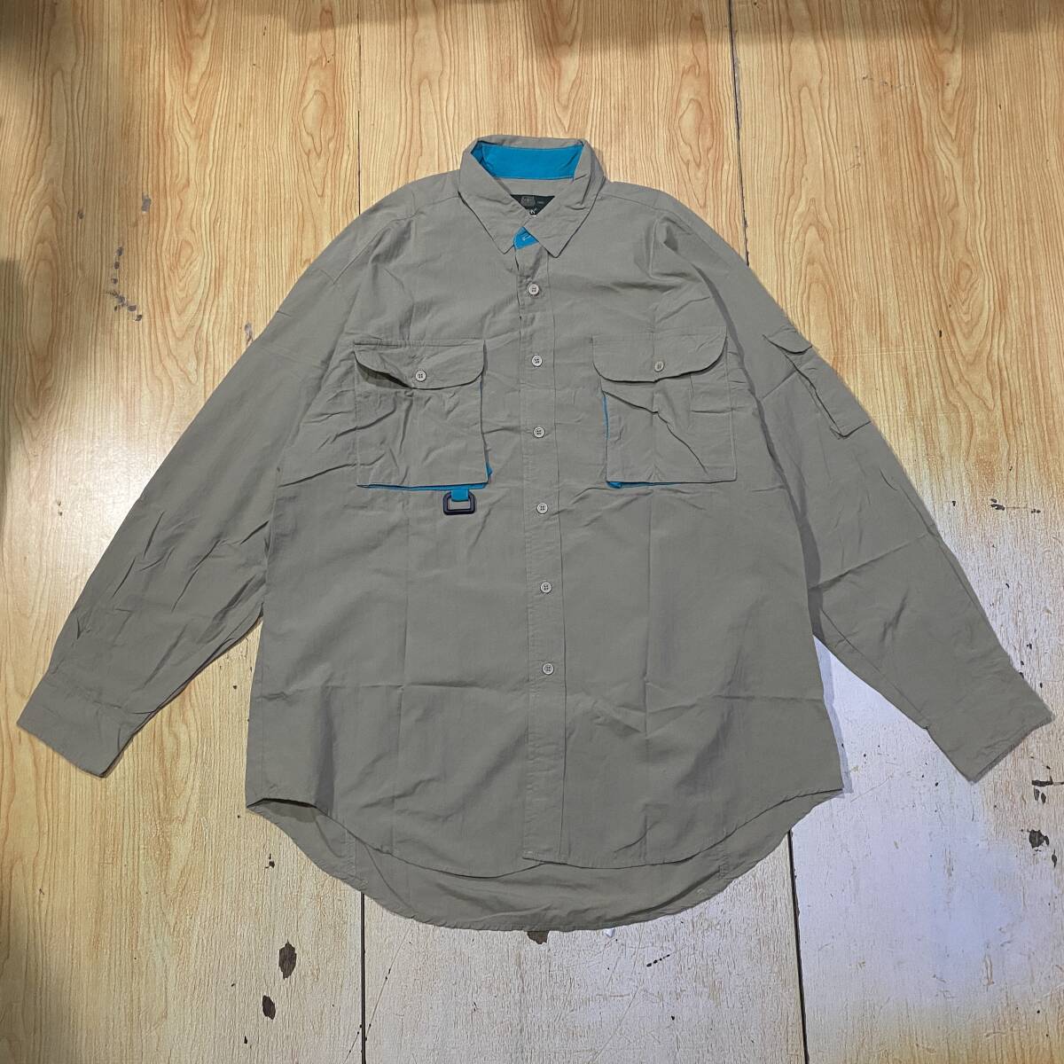 即決・輸入古着・クリックポスト発送・USA製・ORVISのアウトドアシャツ・薄いカーキ・L(日本の3Lくらいのサイズ感です)拍卖