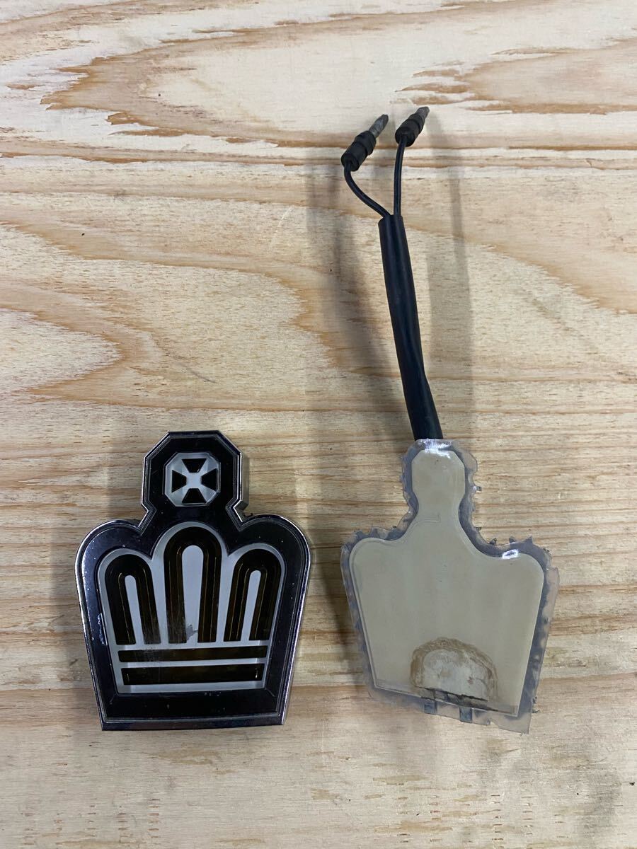 jzs13系クラウン純正OPシャイニングエンブレム ジャンクv8 4000cc拍卖