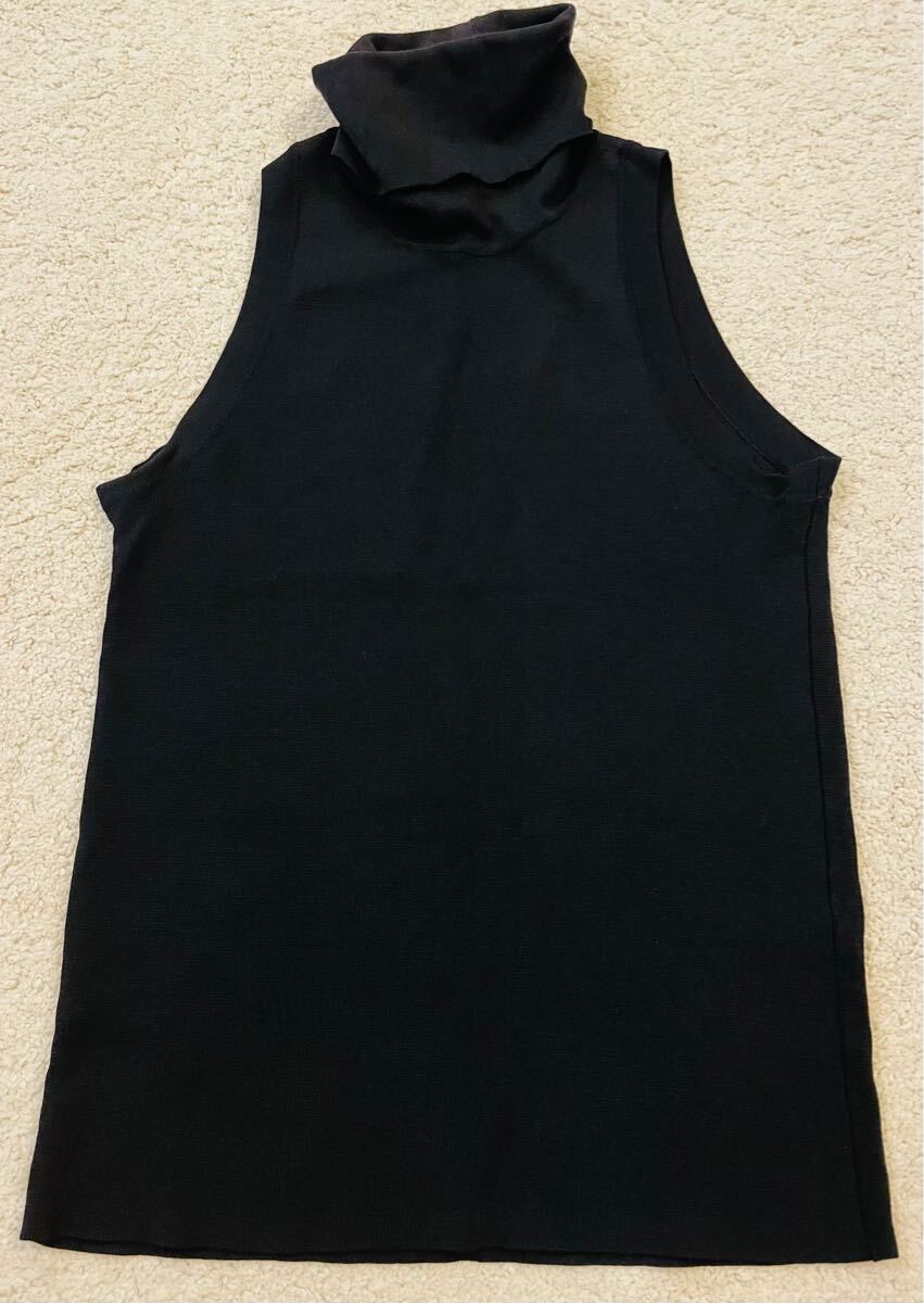 №779 ZARAブラックノースリーブタートルM拍卖