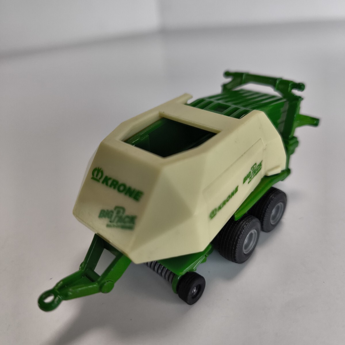 siku ジクミニカー 農耕機 トラクター KRONE拍卖