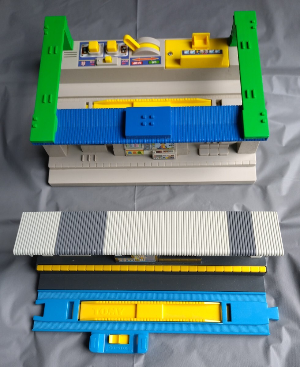 【送料無料、同梱不可】プラレール まちのえき セントラル駅、新下関駅 2個セット ジャンク品 ストップレール TOMY拍卖