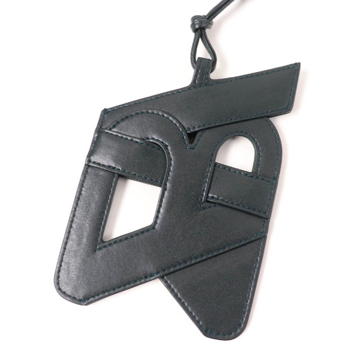 美品☆BOTTEGAVENETA ボッテガヴェネタ レザー スマートフォンポーチ 携帯・スマホアクセサリー ダークグリーン イタリア製拍卖