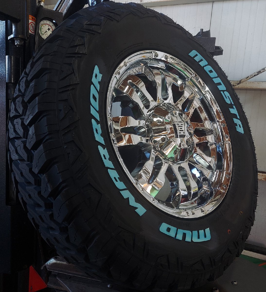 LEXXEL Balano ジープ JK JL ラングラー MONSTA MUDWARRIOR 265/65R17 265/70R17 タイヤホイール17インチ ホワイトレター拍卖