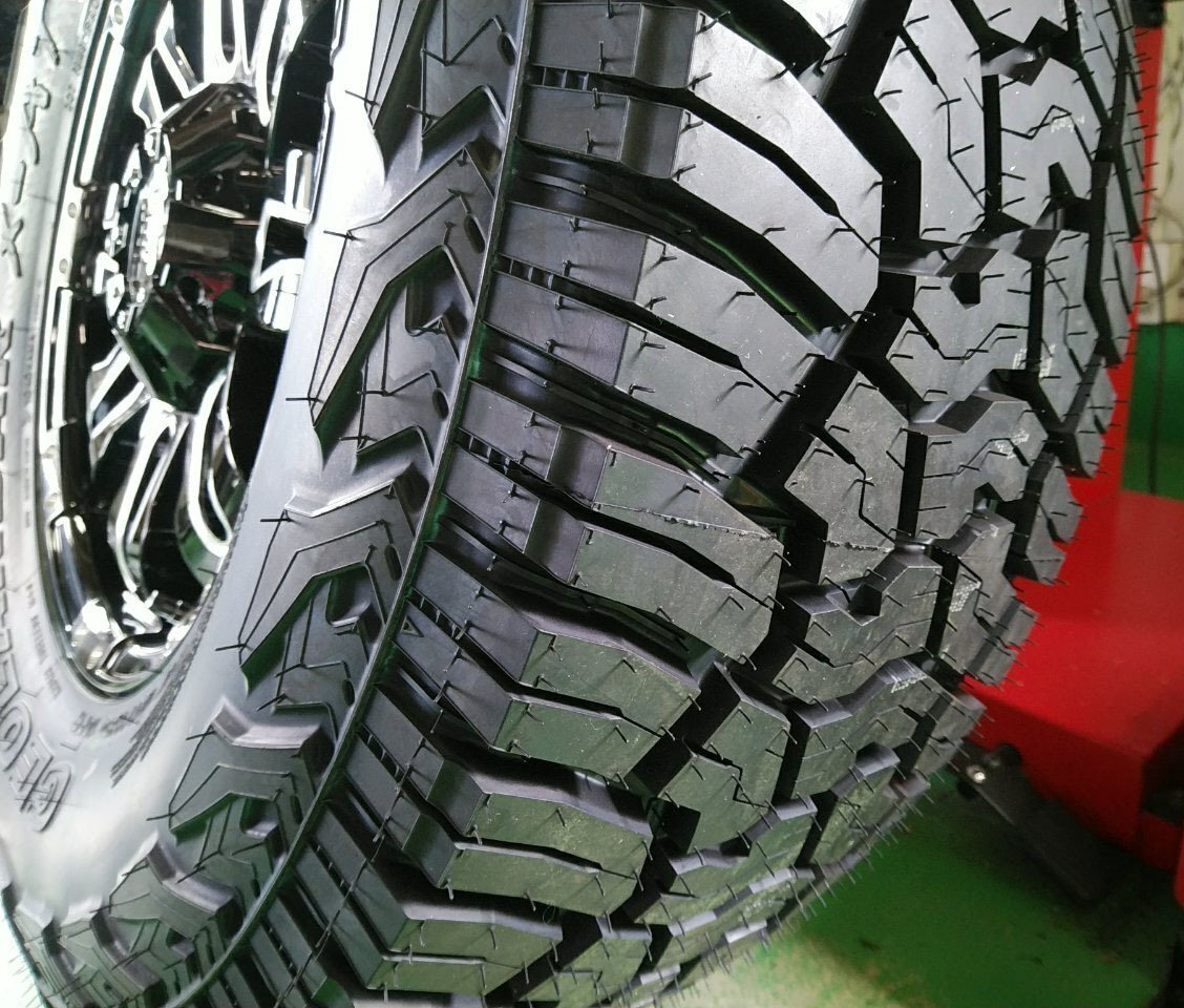 ヨコハマ ジオランダー X-AT 265/70R17 265/65R17 285/70R17 295/70R17 プラド ハイラックス サーフ FJクルーザー H3 17インチ Balano拍卖