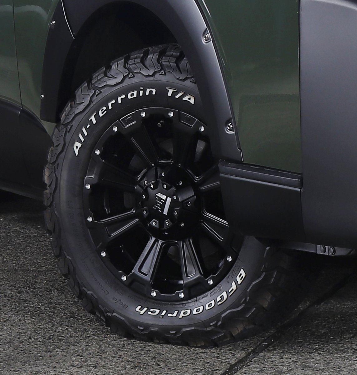 LEXXEL【DeathRock】200系ハイエース レジアスエース HIACE 16インチ BF グッドリッチ オールテレーン KO2 215/70R16 ホワイトレター拍卖