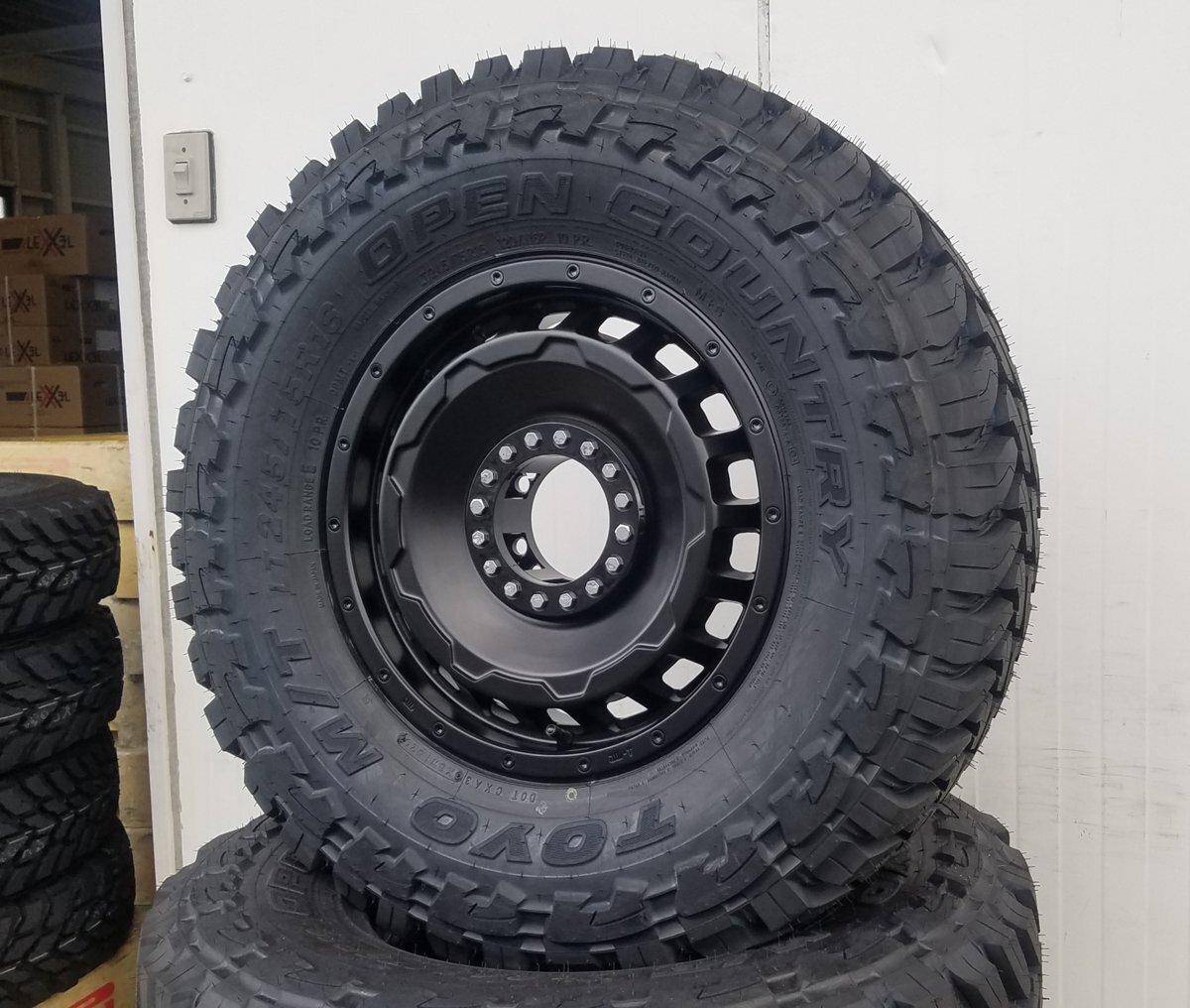 ランクル 70/60 70プラド ナロー 標準ボディー用 トーヨー オープンカントリー MT 245/75R16 タイヤホイールセット 16インチ拍卖