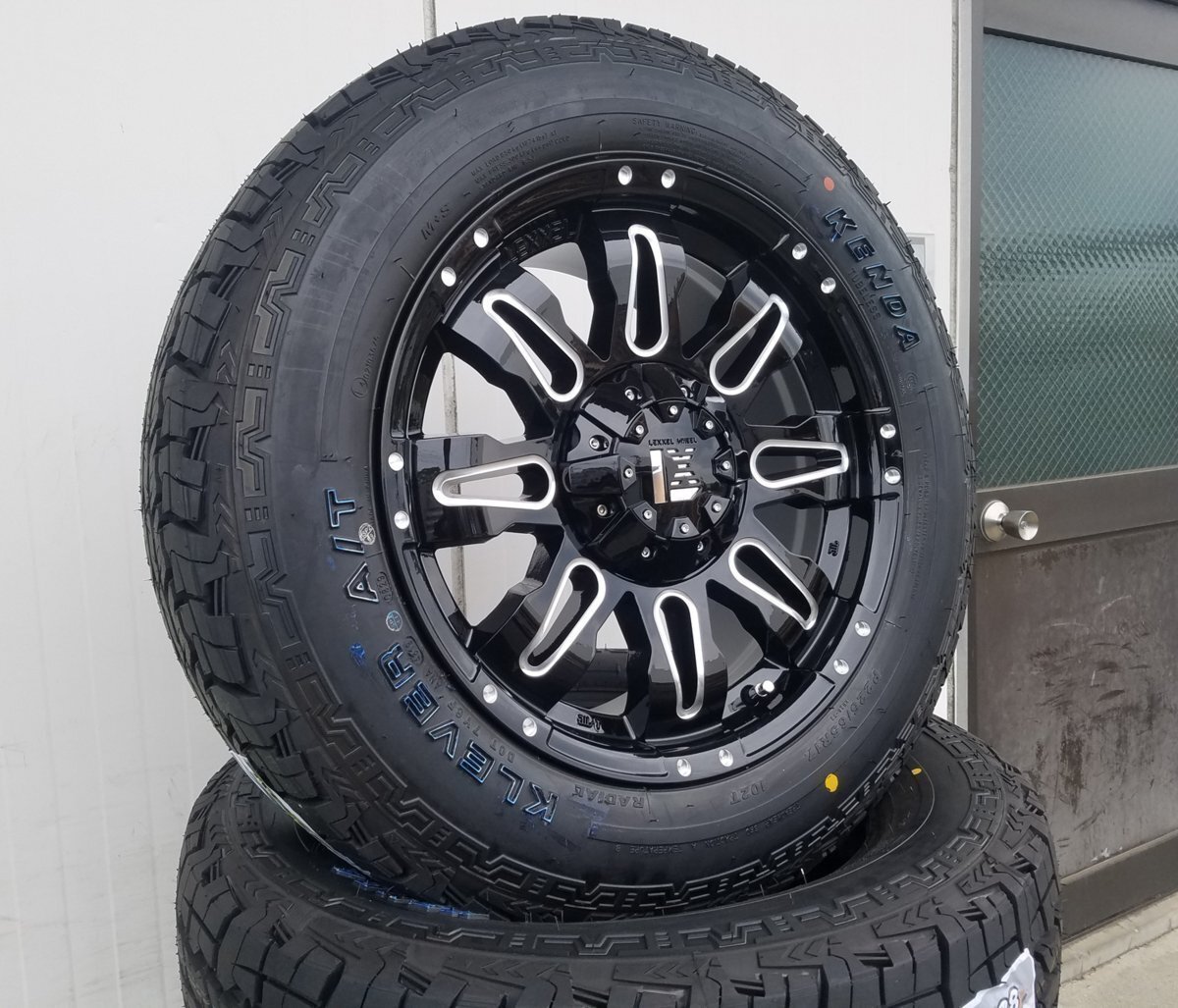 LEXXEL【Balano】デリカD5 エクストレイル RAV4 CX5 エクリプスクロス 17インチ ケンダ KENDA KR28 225/65R17 アウトラインホワイトレター拍卖