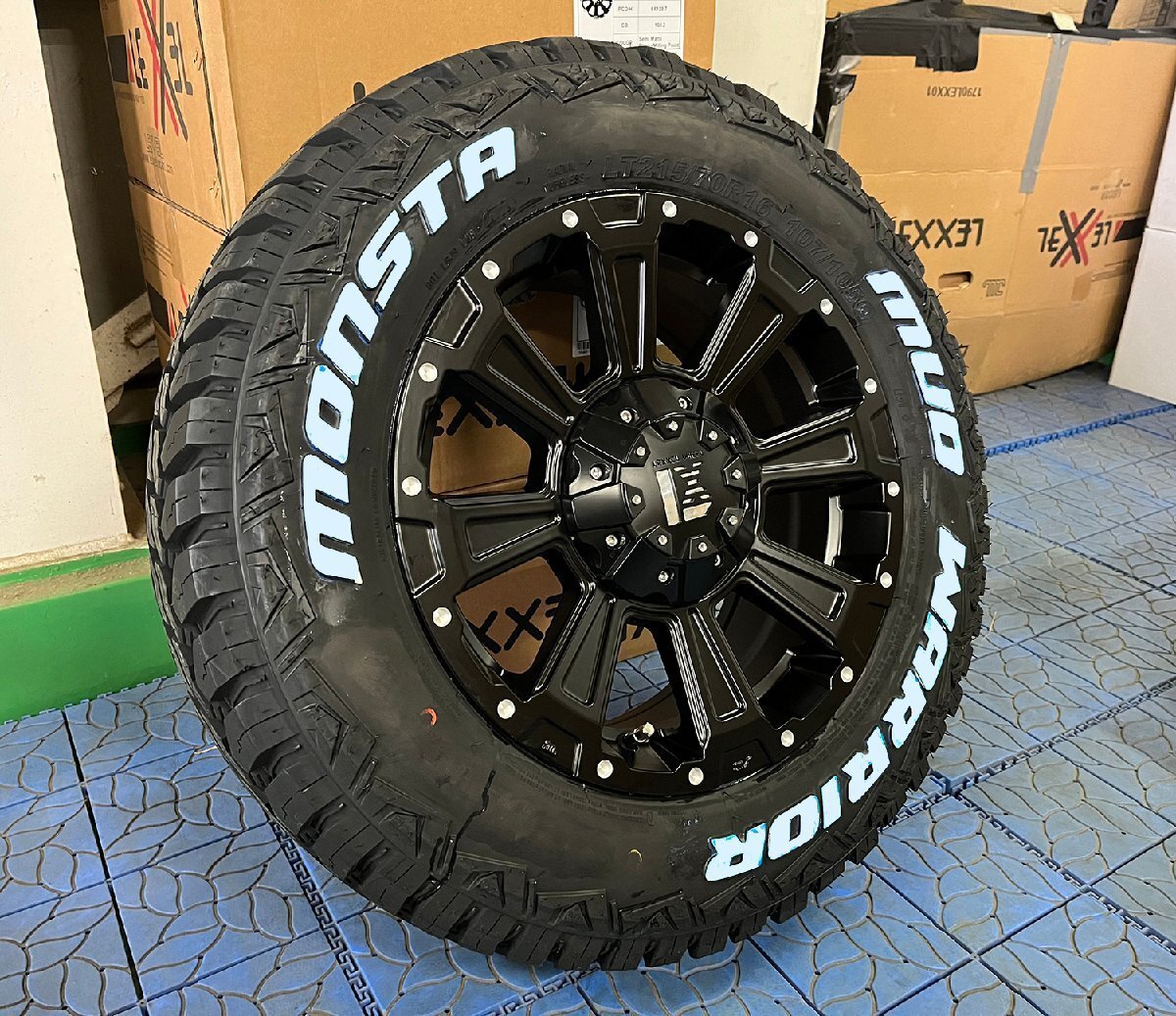 新品4本セット アウトランダー エクストレイル 16インチ モンスタ マッドウォーリアー 215/70R16 235/70R16 ホワイトレター DeathRock拍卖