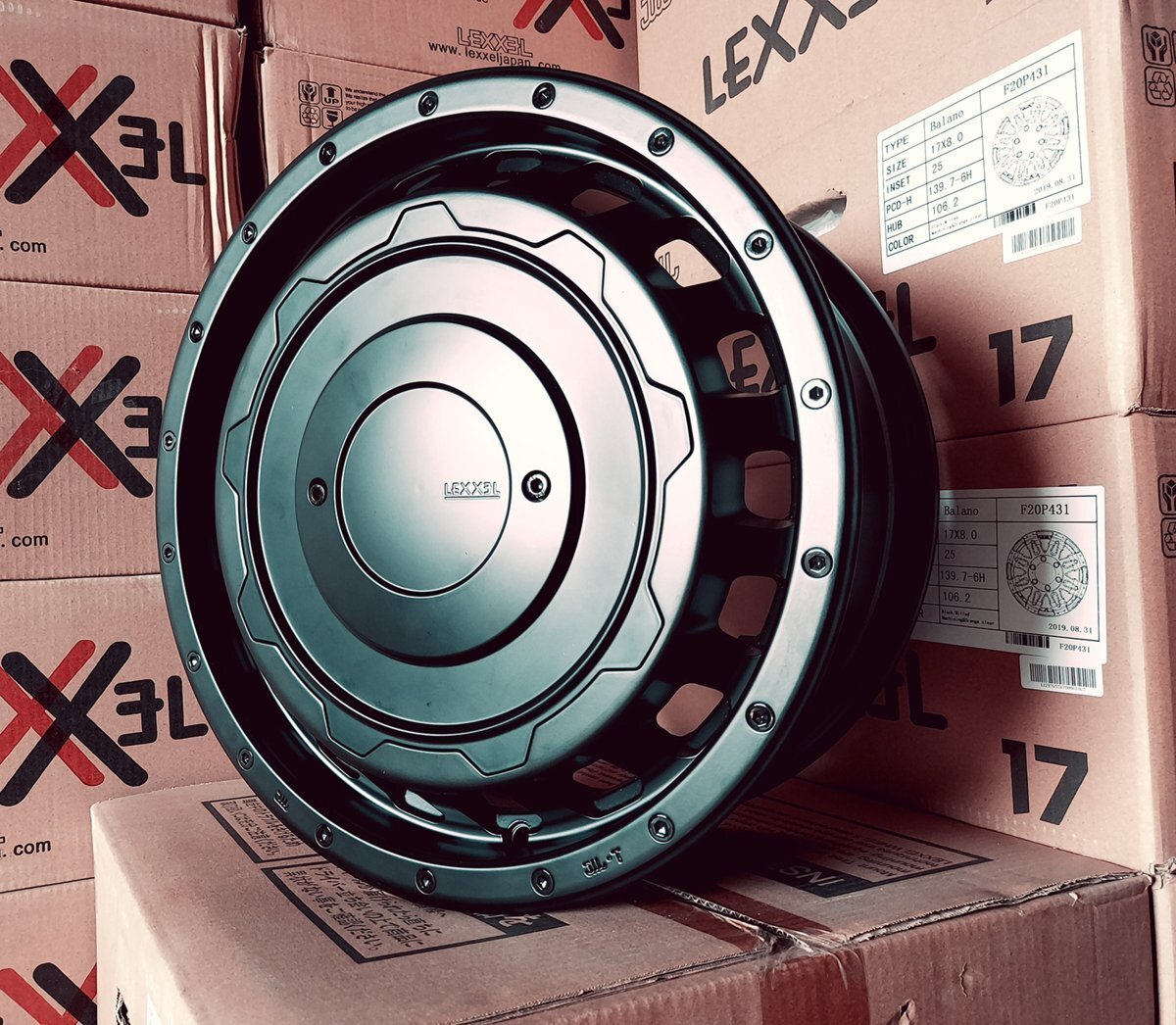 デリカD5 エクストレイル クロスロード LEXXEL SwaGGer ヨコハマ ジオランダー MT G003 225/75R16 215/70R16タイヤホイールセット 16インチ拍卖
