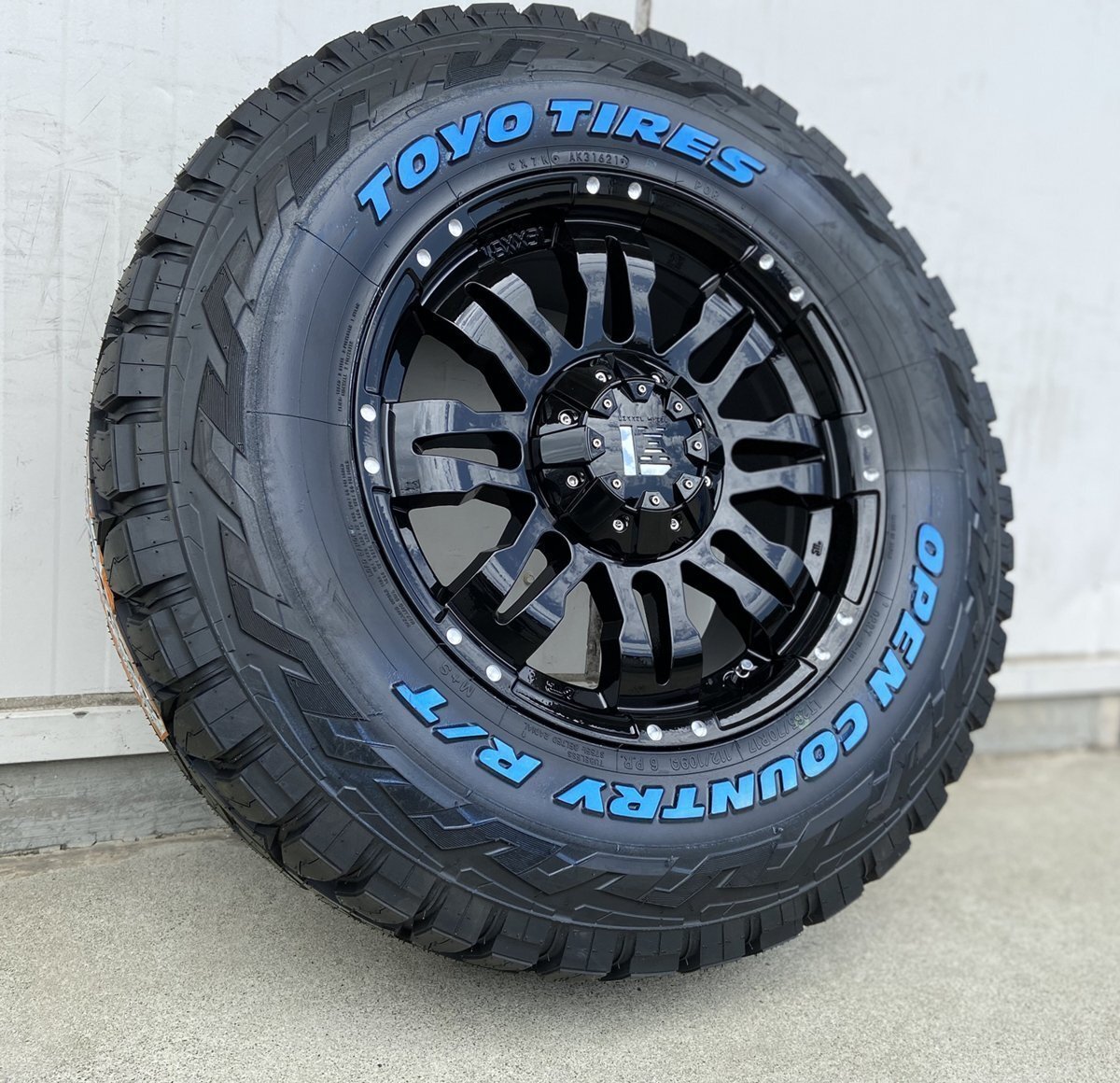 TOYO オープンカントリーRT 265/70R17 265/65R17 285/70R17 プラド ハイラックス サーフ Balano 17インチ タイヤホイールセット拍卖