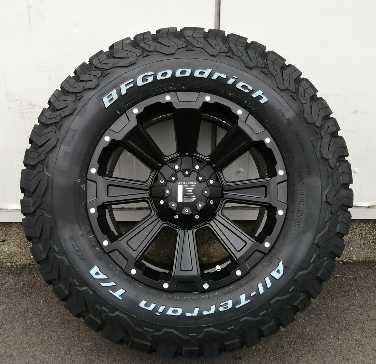 LEXXEL【DeathRock】ハイラックス サーフ FJ プラド H3 17インチ BF グッドリッチ オールテレーン 265/65R17.265/70R17.285/70R17拍卖