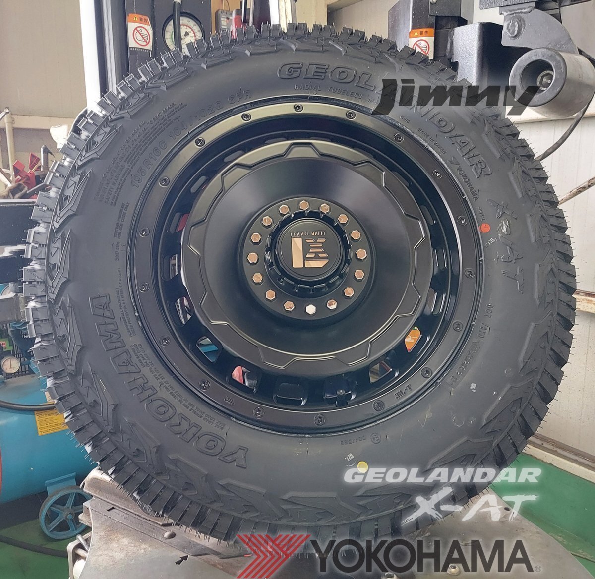 JB74 スズキ ジムニー シエラ ヨコハマ ジオランダー X-AT 235/70R16 新品 タイヤホイール 16インチ拍卖
