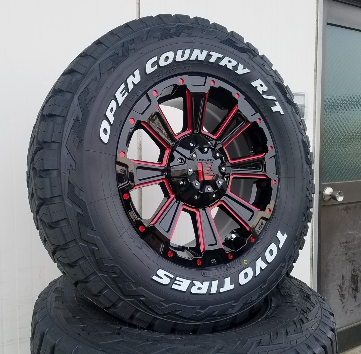 LEXXEL【DeathRock】デリカD5 エクストレイル RAV4 CX5 ヴァンガード 16インチ トーヨー オープンカントリー RT 235/70R16 ホワイトレター拍卖