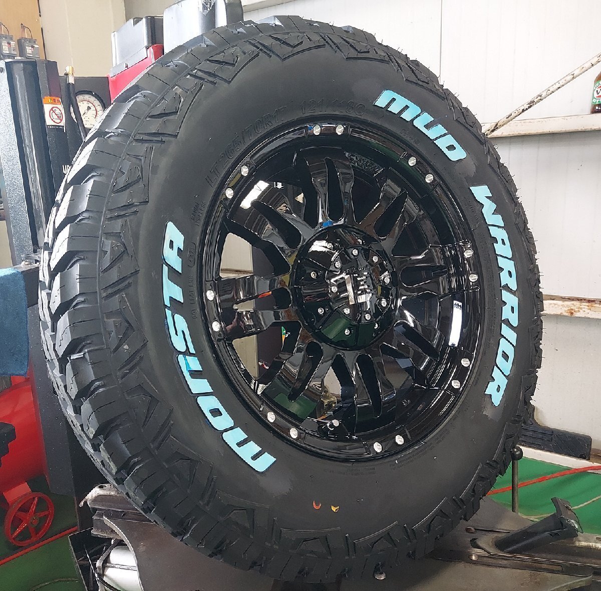 LEXXEL Balano プラド ハイラックス FJ サーフ パジェロ MONSTA MUDWARRIOR 265/65R17 265/70R17 タイヤホイール17インチ ホワイトレター拍卖