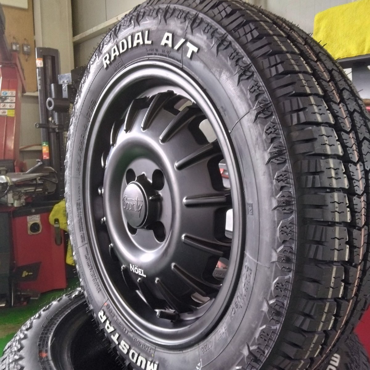 新発売 Noel タフト タイヤホイールセット MUDSTAR Radial AT 175/65R15 15インチ拍卖