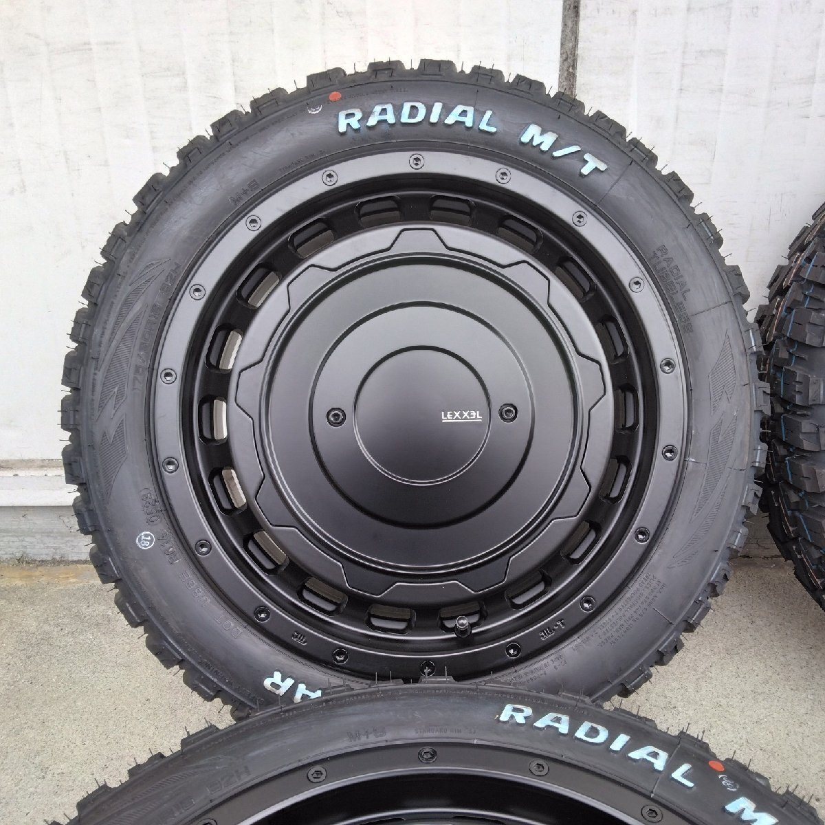 ヴォクシー VOXY タイヤホイールセット 205/60R16 マッドスター ラヂアル MT LEXXEL SwaGGer スワッガー Oldstyle 16インチ拍卖