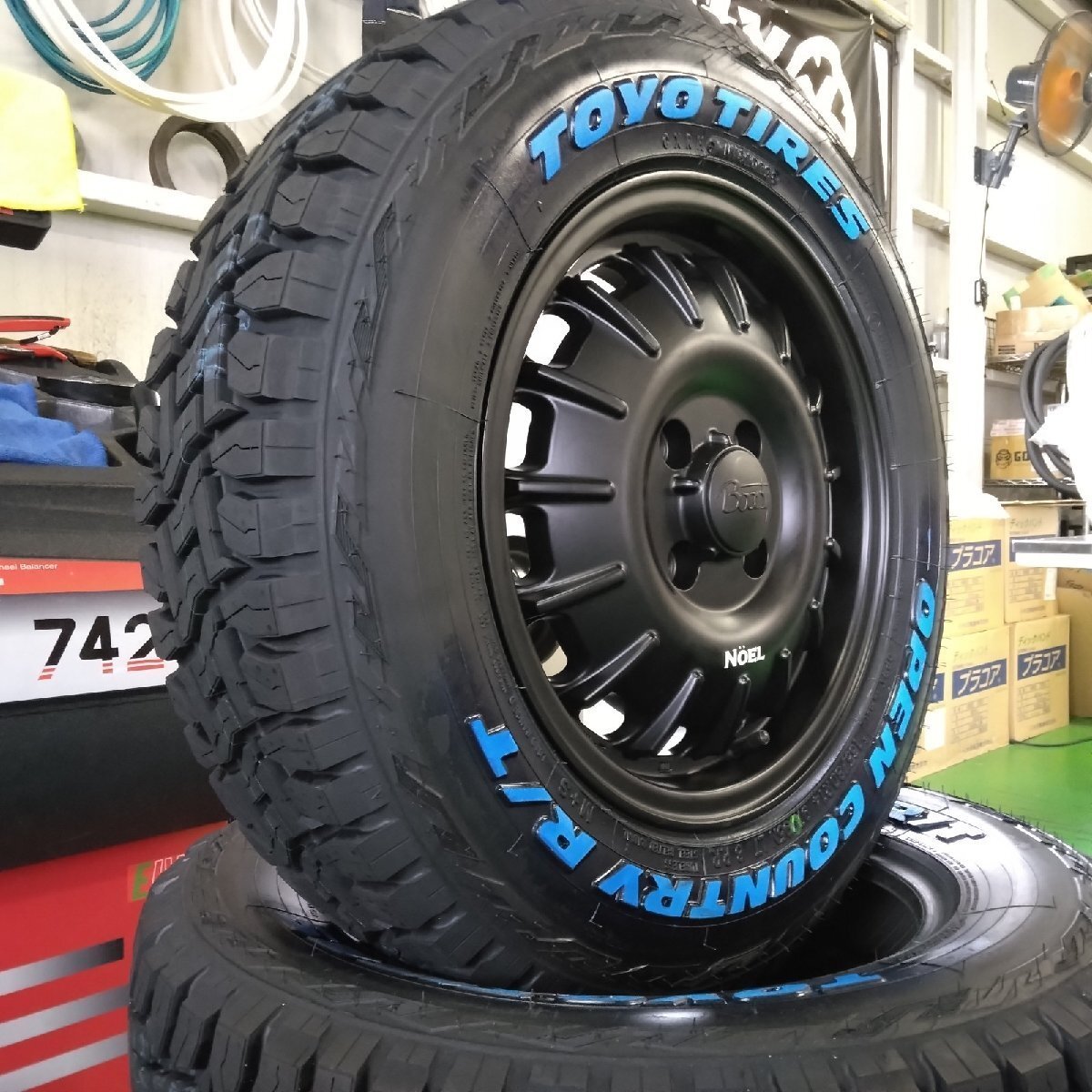 新発売 Noel アゲ系 軽トラ 軽バン 要リフトアップ ハイゼット エヴリィ アトレー TOYO OPENCOUNTRY RT 165/80R14 14インチ拍卖