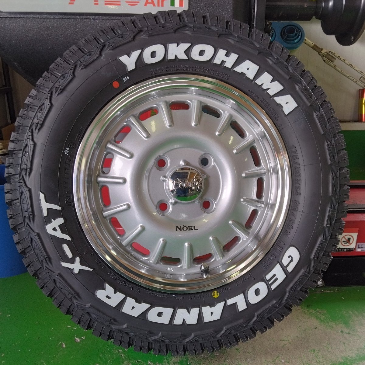 新品 NV200 バネット タイヤホイール ヨコハマ ジオランダー X-AT 175/80R14 ホワイトレター 14インチ NOEL ノエル拍卖