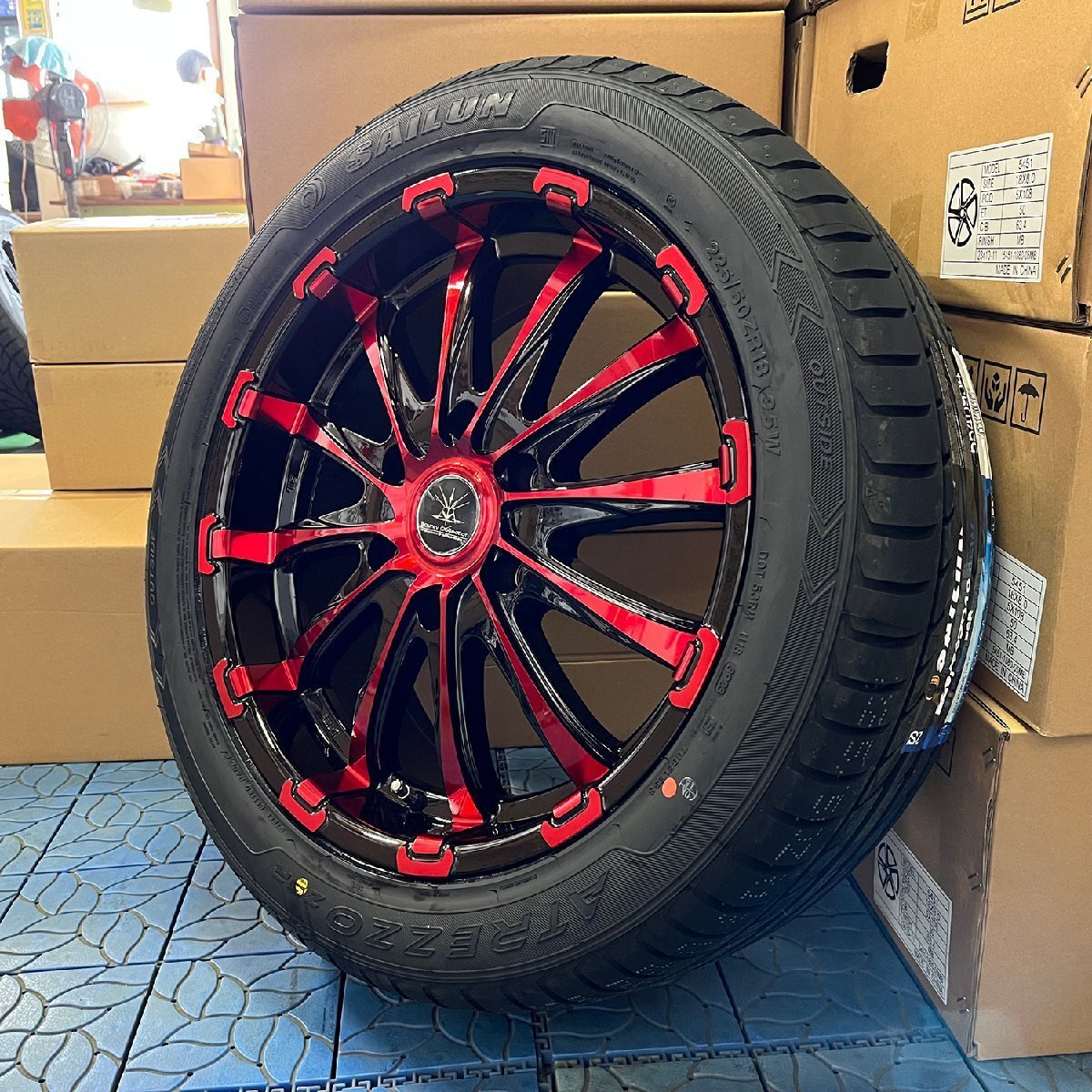 200系ハイエース レジアスエース 18インチ 新品 タイヤホイールセット 4本セット BD12 特選タイヤ 225/50R18拍卖