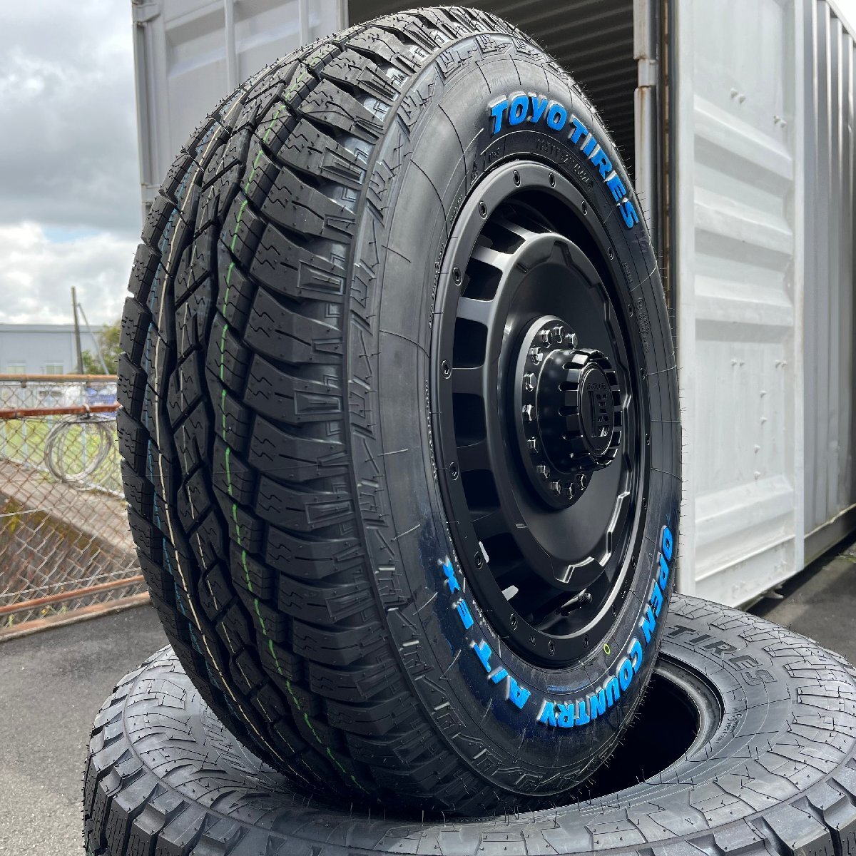 タイヤホイール 4本【ヴェゼル ヤリスクロス ステップワゴン】トーヨー オープンカントリー ATEX 205/65R16 215/70R16 16インチ SwaGGer拍卖