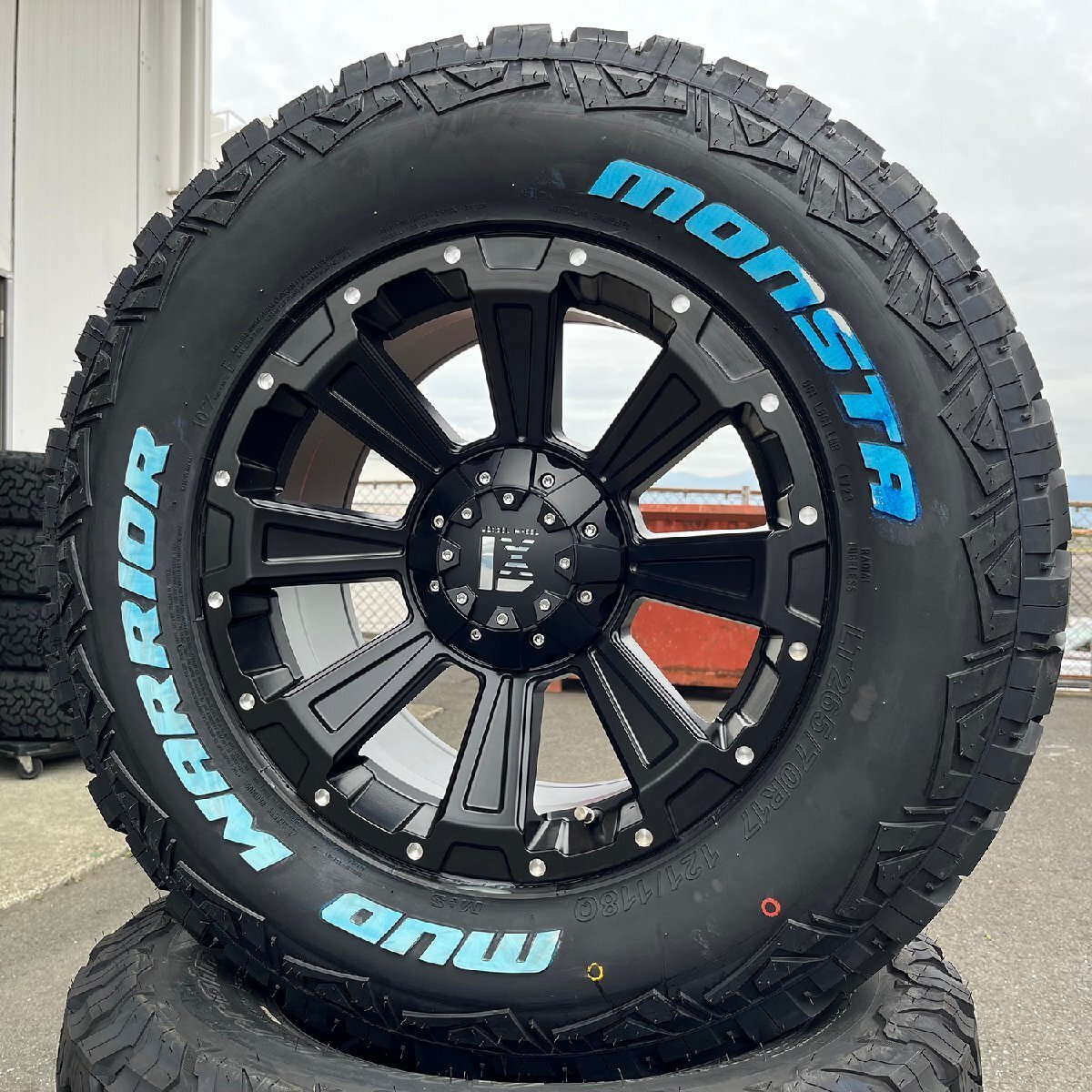 ハイラックス 150 120 プラド サーフ H3 FJ モンスター マッドウォーリアー 265/65R17 265/70R17 DeathRock 17インチ ホワイトレター拍卖