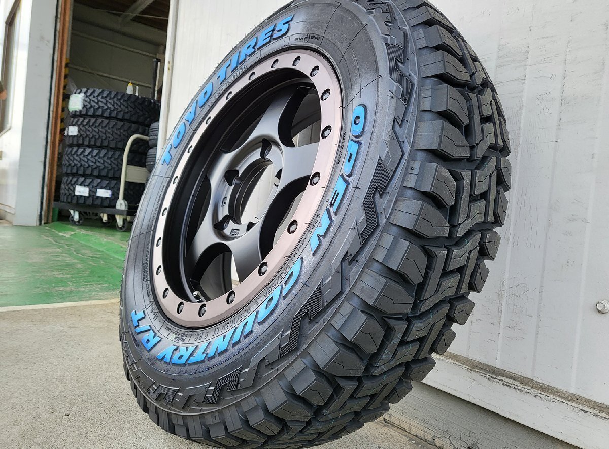オススメ4本タイヤホイールセット ジムニー TOYO オープンカントリー RT 185/85R16 ホワイトレター 16インチ BDX05拍卖