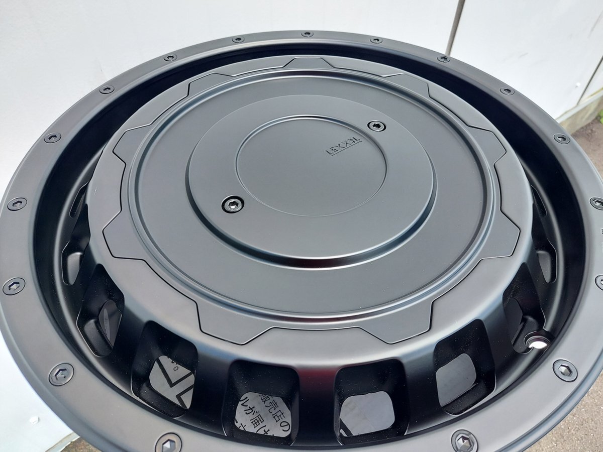 ジムニー シエラ JB74 LEXXEL SwaGGer old style ファルケン ワイルドピーク AT3W 225/75R16 タイヤホイールセット 16インチ拍卖