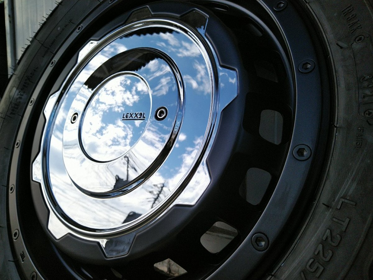 ジムニー シエラ 225/75R16 ファルケン WILDPEAK AT3W タイヤホイール 16インチ SwaGGer Oldstyle マットブラック拍卖