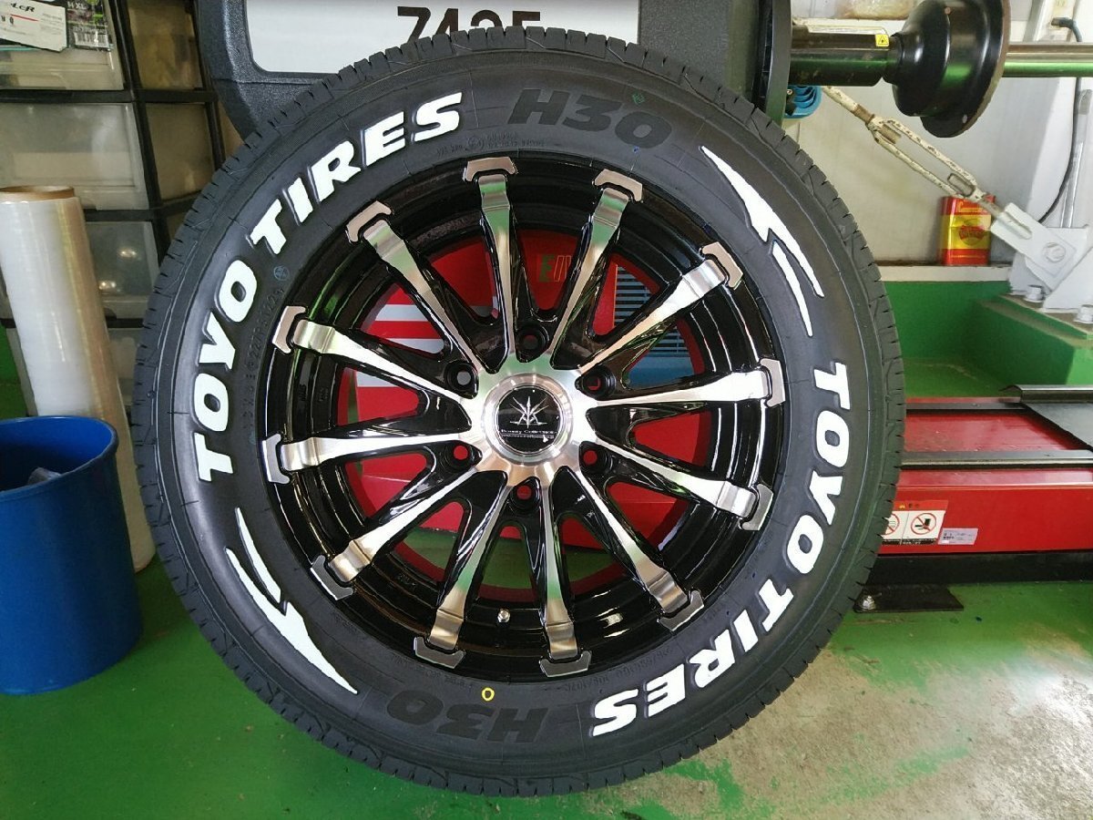 トーヨータイヤ H30 215/65R16 ホワイトレター 車検対応 ハイエース200系 タイヤホイールセット 新品4本セット 16インチ BD12拍卖