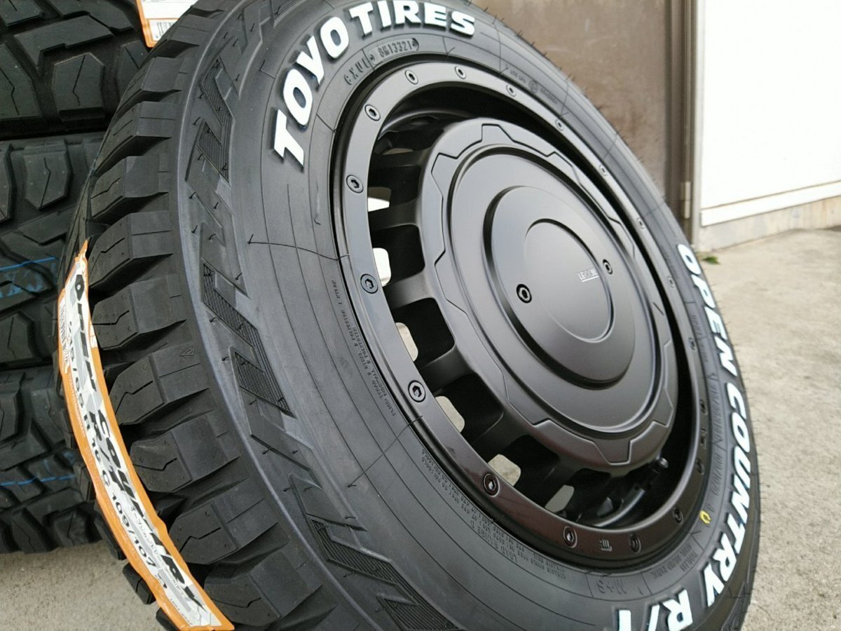 トーヨー オープンカントリー RT 215/65R16 ハイエース200系 タイヤホイール 16インチ SwaGGer拍卖