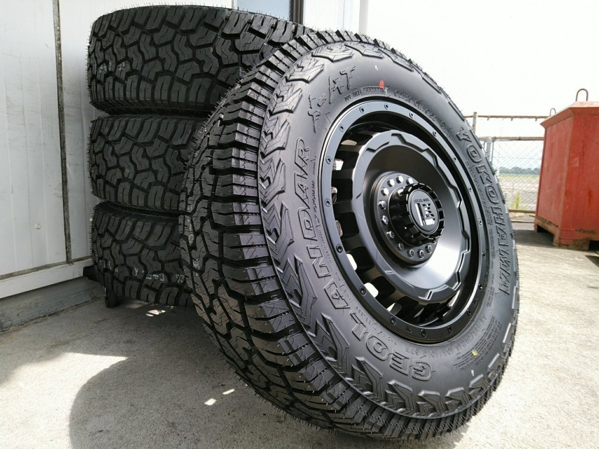 ジムニー シエラ タイヤホイールセット 235/70R16 ヨコハマ ジオランダーX-AT 16インチ LEXXEL SwaGGer拍卖