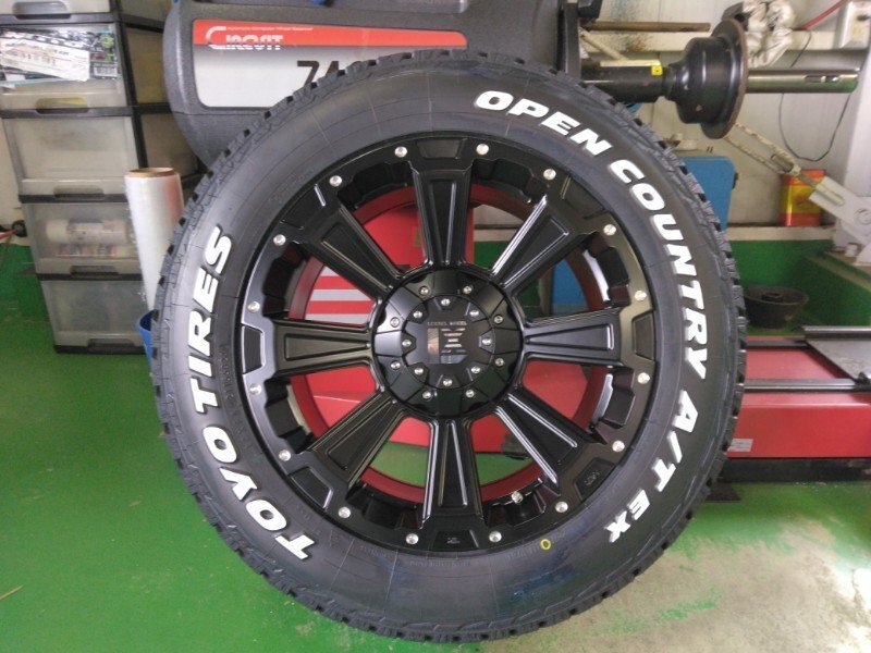 新品 4本セット デリカD5 アウトランダー タイヤホイール 17インチ TOYO OPENCOUNTRY AT EX 225/65R17 ホワイトレター LEXXEL DeathRock拍卖