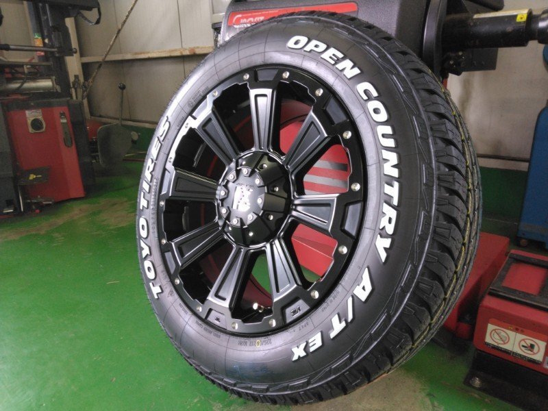 新品 4本セット RAV4 エクストレイル タイヤホイール 17インチ TOYO OPENCOUNTRY AT EX 225/65R17 ホワイトレター LEXXEL DeathRock拍卖