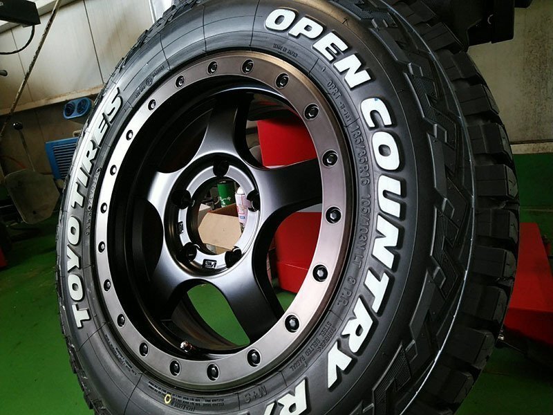 新品 4本セット 185/85R16 ジムニー タイヤホイール トーヨータイヤ オープンカントリー RT ホワイトレター 16インチ BDX05拍卖