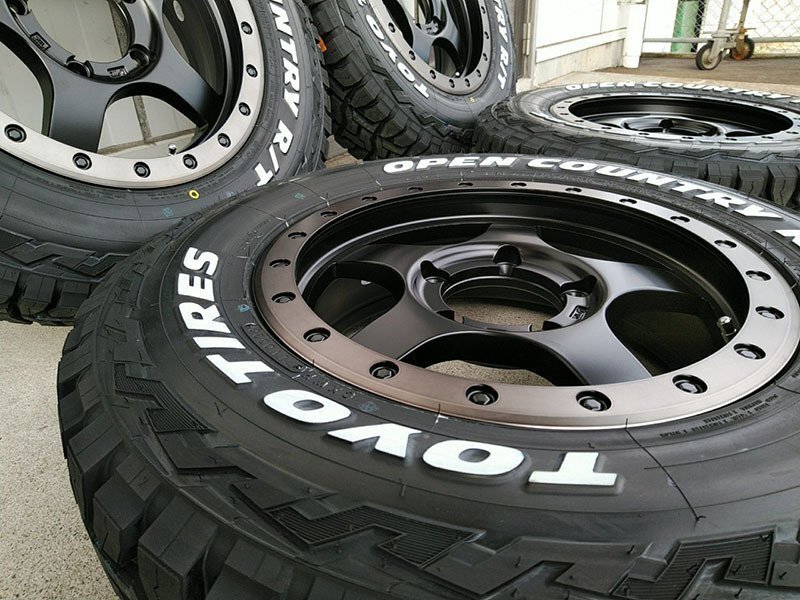ジムニー 人気 タイヤホイールセット BDX05 トーヨータイヤ オープンカントリーRT 185/85R16 ホワイトレター 新品4本セット 16インチ拍卖