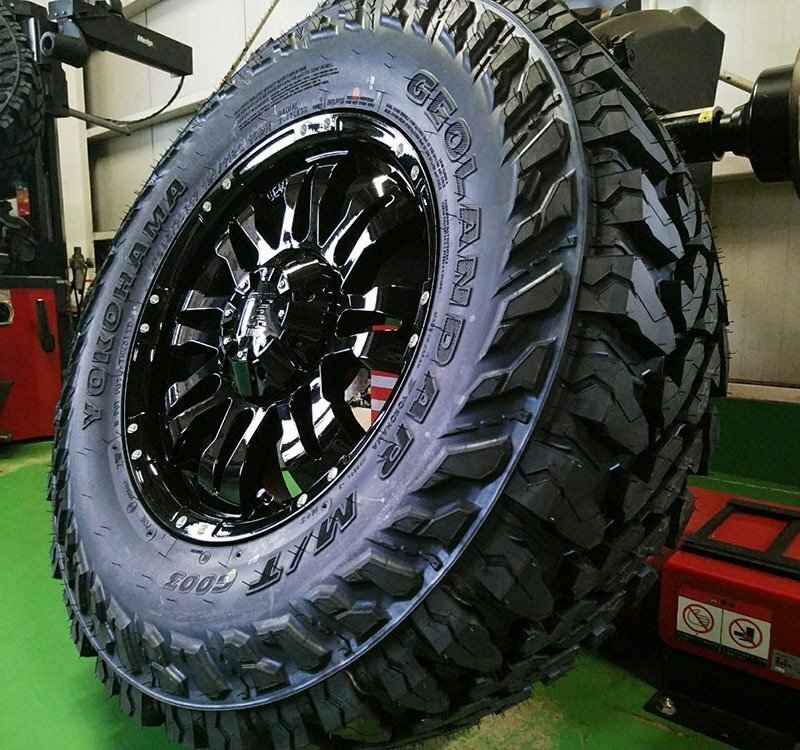 新品 ランドクルーザープラド タイヤホイール 4本 ヨコハマ ジオランダー MT G003 265/70R17 17インチ LEXXEL Balano拍卖