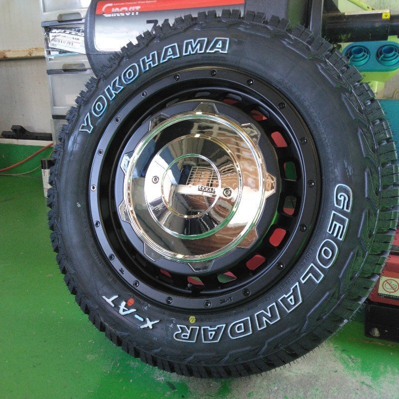 ハイエース200系 サマータイヤ ホイールセット 215/65R16 車検対応 ヨコハマ ジオランダー X-AT 16インチ SwaGGer Oldstyle 新品4本セット拍卖