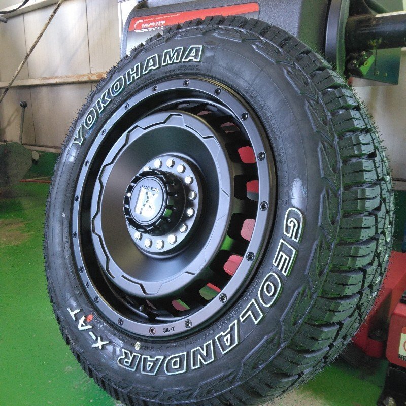 ハイエース200系 タイヤホイールセット 車検対応 ヨコハマ ジオランダー X-AT 215/65R16 16インチ SwaGGer拍卖
