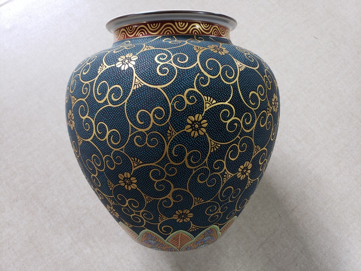 九谷焼 秀山 青粒花唐草文 花瓶 花器 花入 フラワーベース 壺 ツボ 金彩 陶器 陶磁器 焼物 アンティーク コレクション拍卖