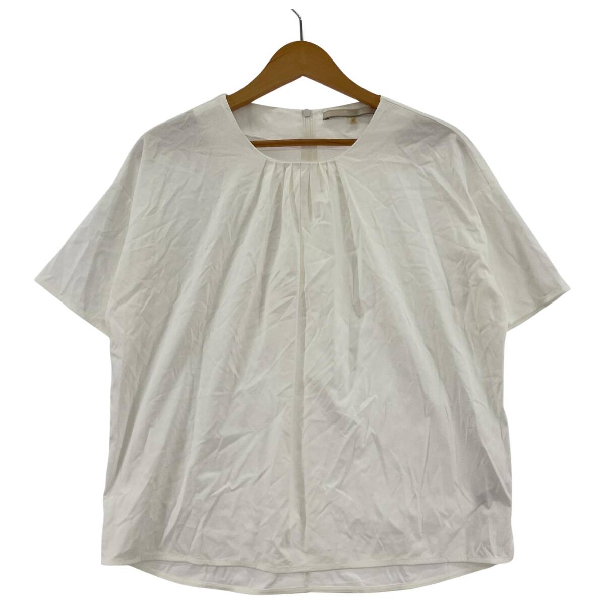 自由区 ジユウク タック カットソー size38/オフホワイト拍卖