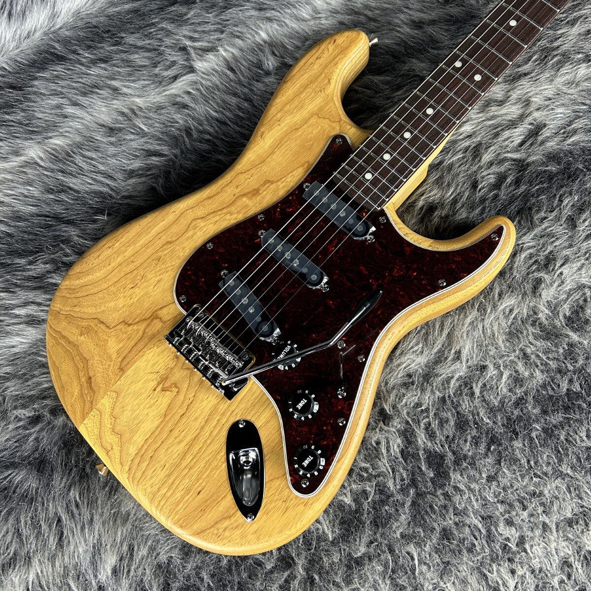 Fender Made in Japan Limited Stratocaster Raw Ash Rosewood Fingerboard Vintage Natural拍卖