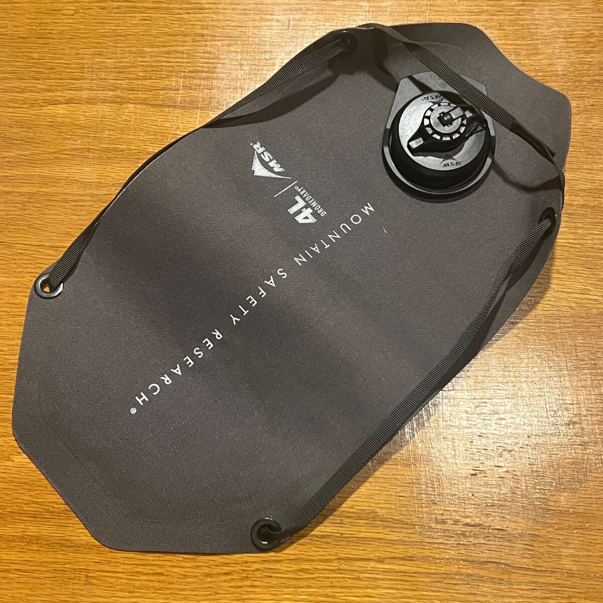 1回のみ使用 MSR アウトドア キャンプ ドロメダリーバッグ 4L拍卖