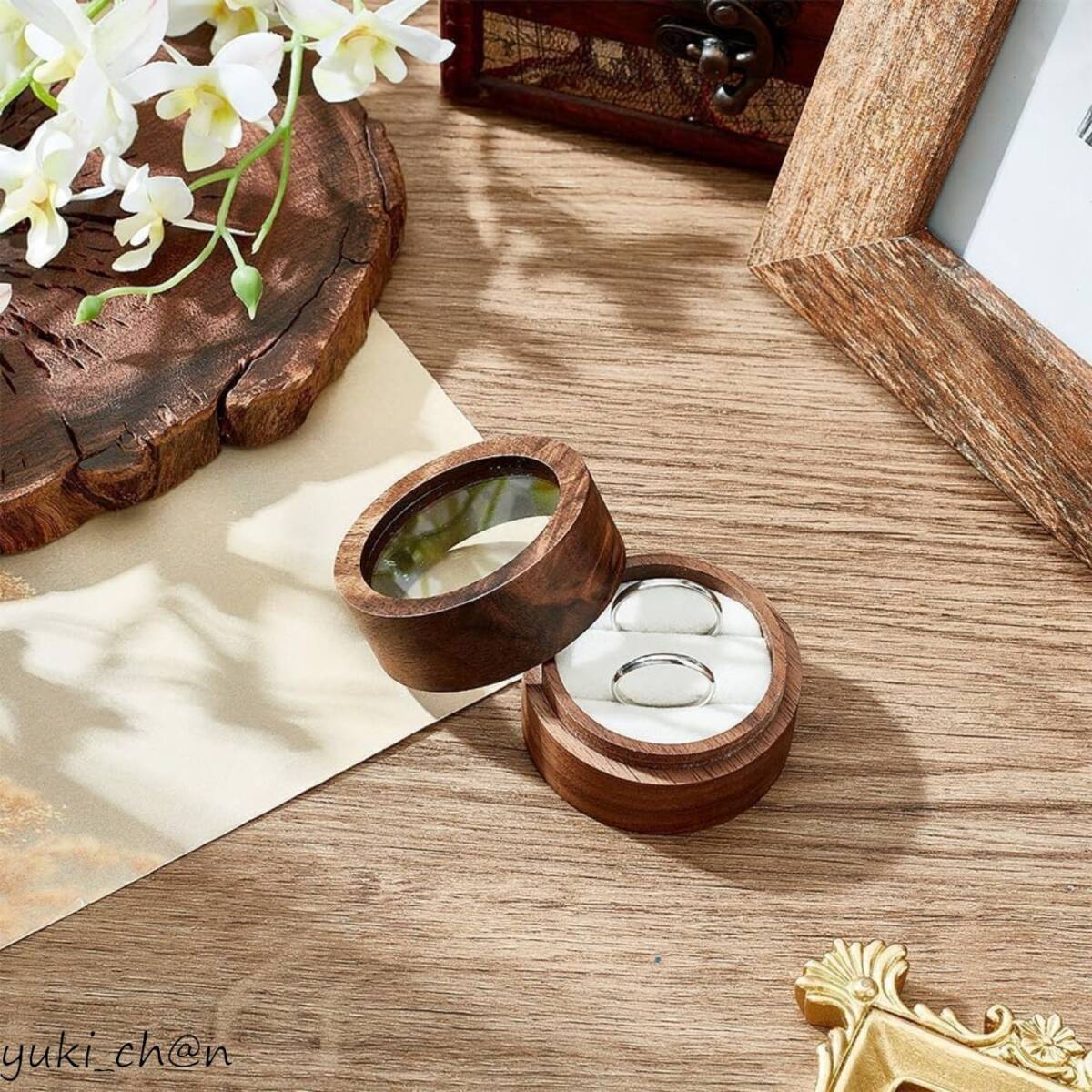 指輪 ケース リングケース ミニジュエリーボックス 収納ケース 木製 プロポーズ 婚約指輪 持ち運び 携帯用 シンプル 高級 2枚入り 丸い白拍卖