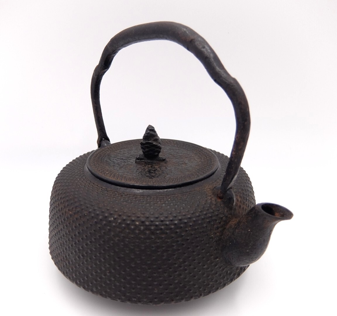 【直径18cm】南部鉄器 岩鋳鉄器 岩紡 鉄瓶 茶道具 保管品 急須 茶器 金属工芸 アンティーク 鋳物 伝統工芸拍卖